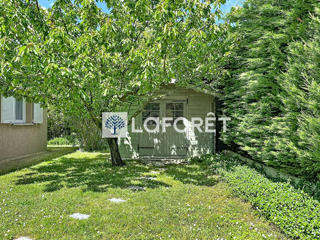 Jardin - Maison avec Piscine à Sermenaz, Neyron