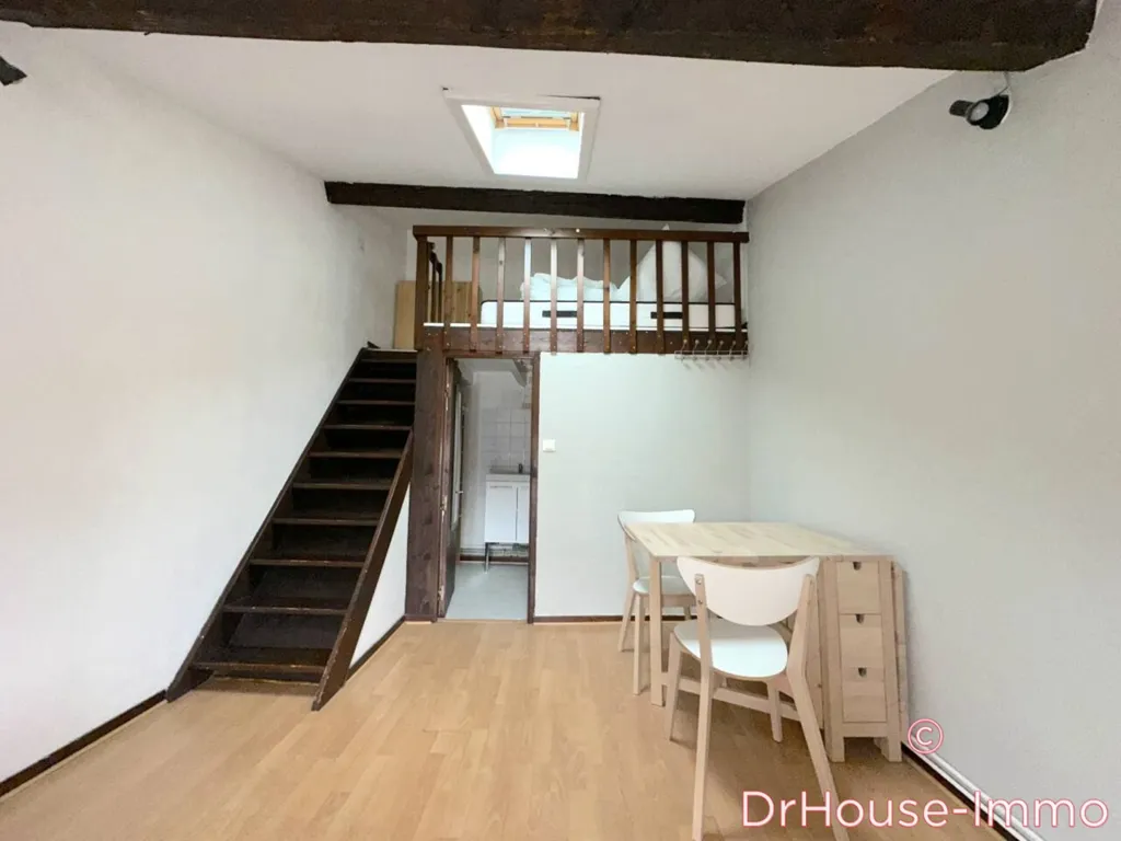Söögituba - Studio with Mezzanine in Bordeaux Victoire