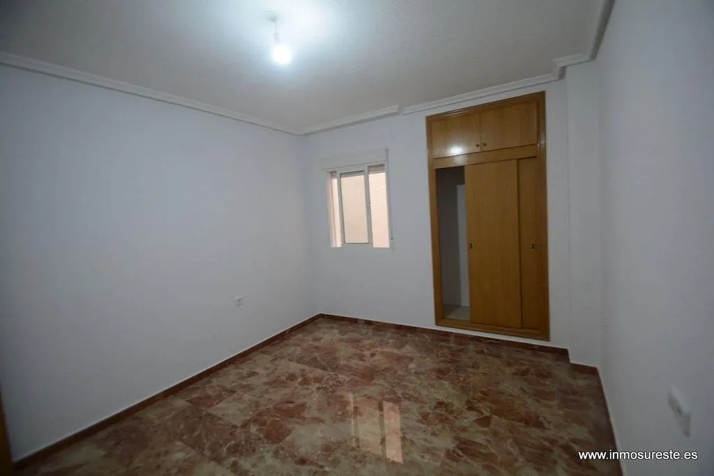 Pièces - Contemporary Flat with Private Patio in Orihuela