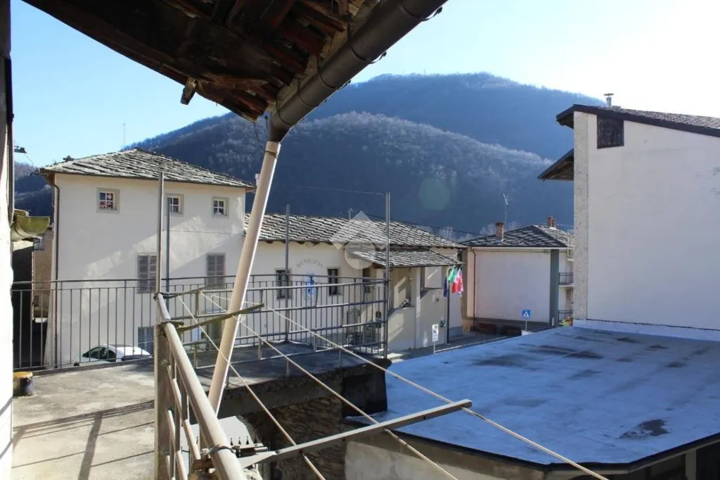 Balcon - Apartment with Terrace in Central Brossasco