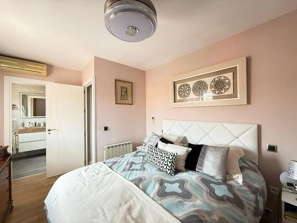 Magamistoad - Renovated Townhouse with Solar Panels in Coimbra-Guadarrama