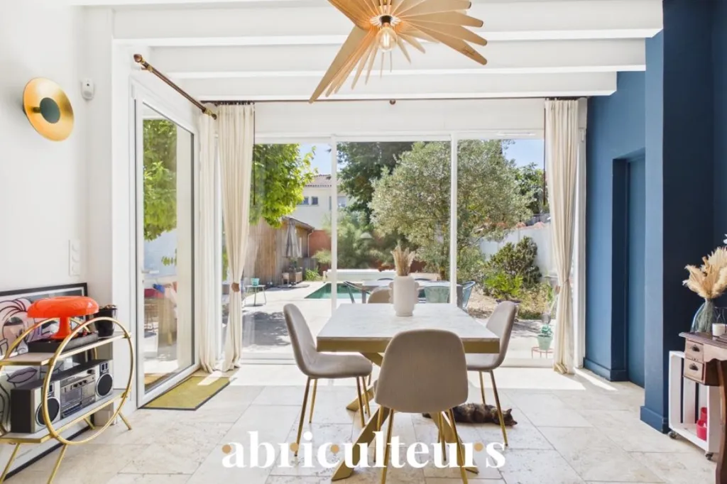 Sala da pranzo - Luxury House with Heated Pool in Bordeaux