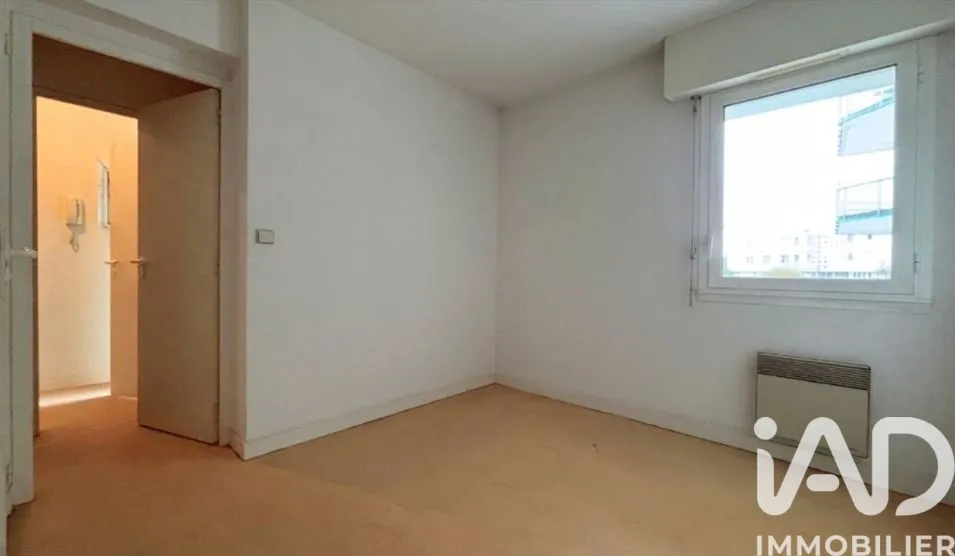 Toad - 3-Bed Apartment with Private Parking near Royan Beach