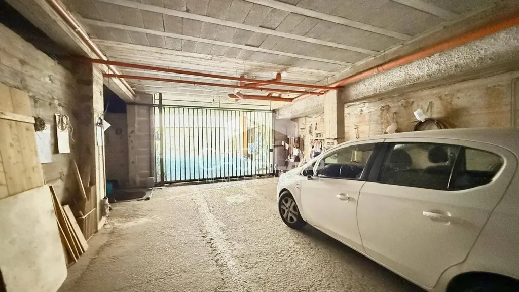 Garaaž - Apartment with Balcony in Palermo