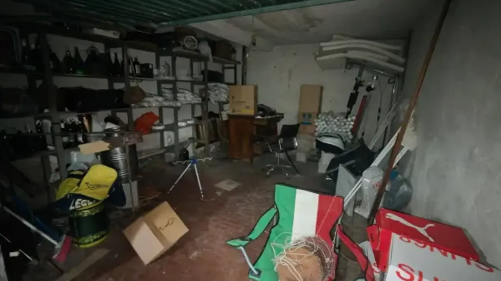 Utility Room - Apartment with Balcony in High Street, Benevento