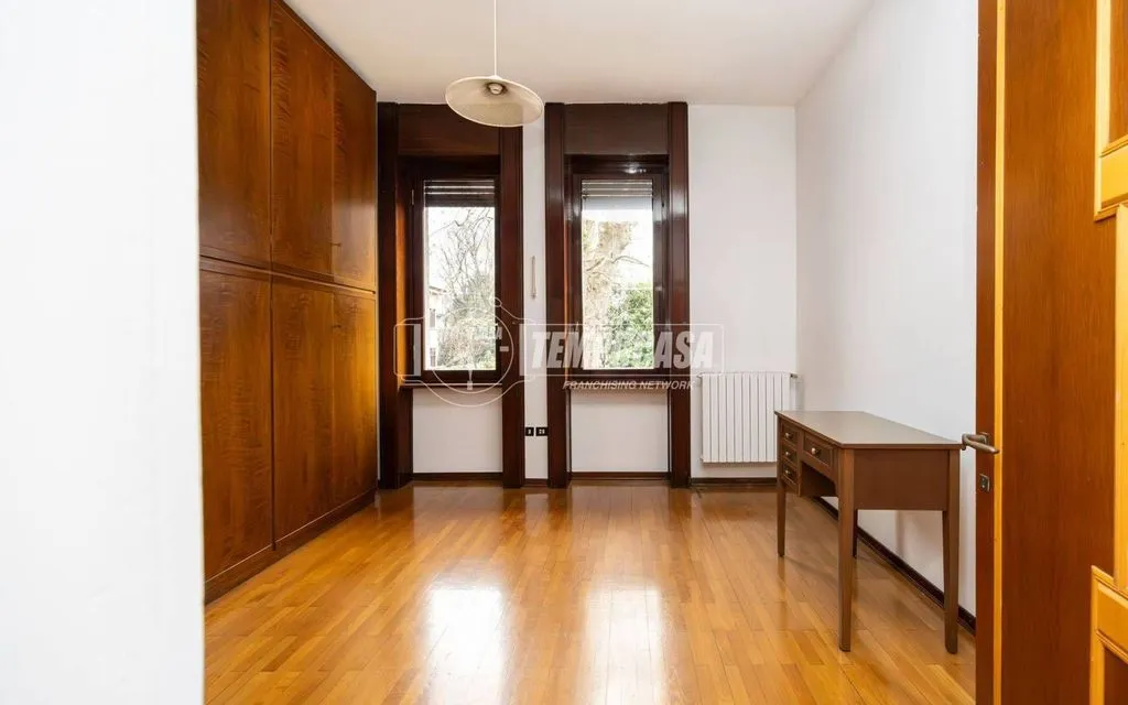 Hallway - Luxury Villa with Pool in Melzo, Lombardy