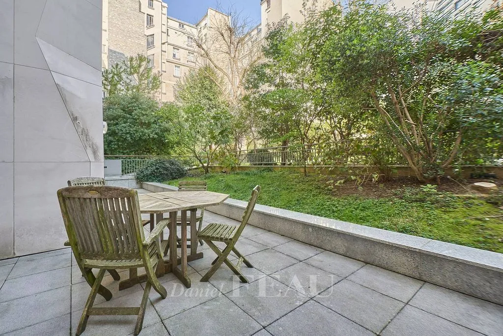 Terrass - Luxury Flat with Garden in Paris