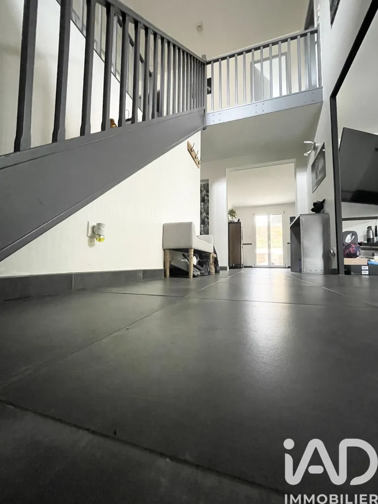 Esik - Family House with Pool in Saint-Germain-Les-Corbeil