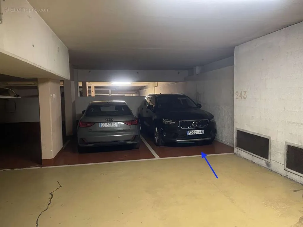 garage