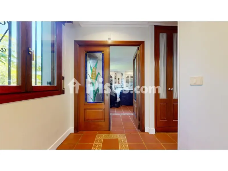 Hallway - Independent Villa with Private Pool in Gueñes