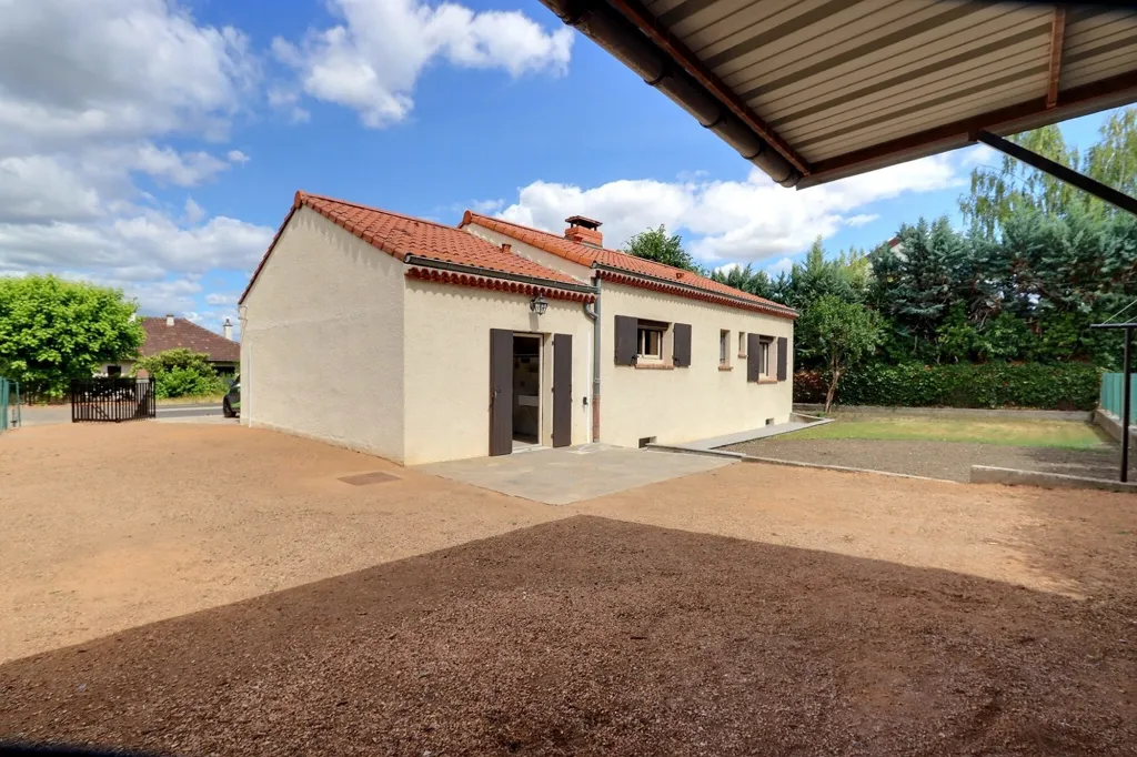 Välivaade - Renovated House with Terrace in Le Cendre