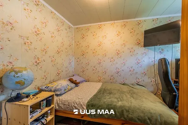 Bedrooms - Traditional Cottage with Garden in Valga