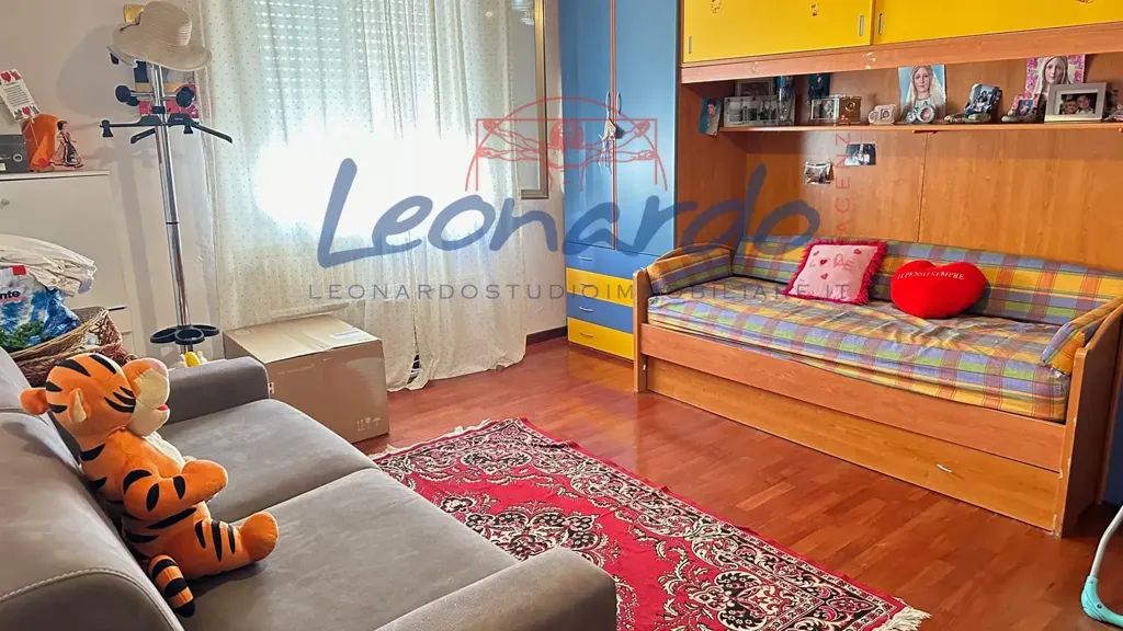 Magamistoad - Bright Apartment with Garage in Piacenza