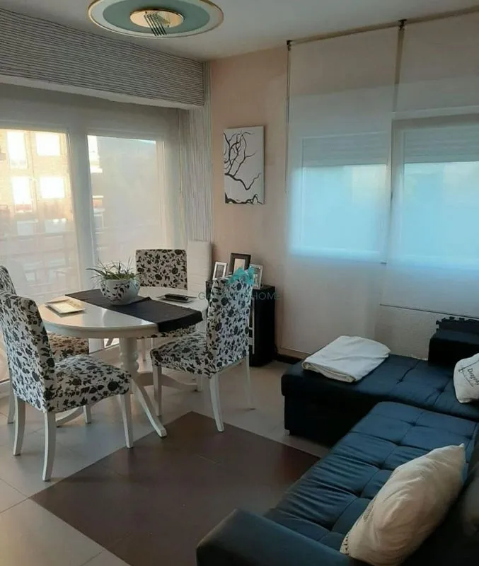 Salle à manger - Luxury Flat with Private Garden in Laredo