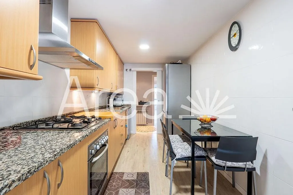 Apartment with Terrace in Parc Central, Mataró