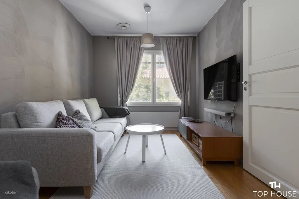 Soggiorno - Spacious Apartment with Garden in Tikkurila, Vantaa