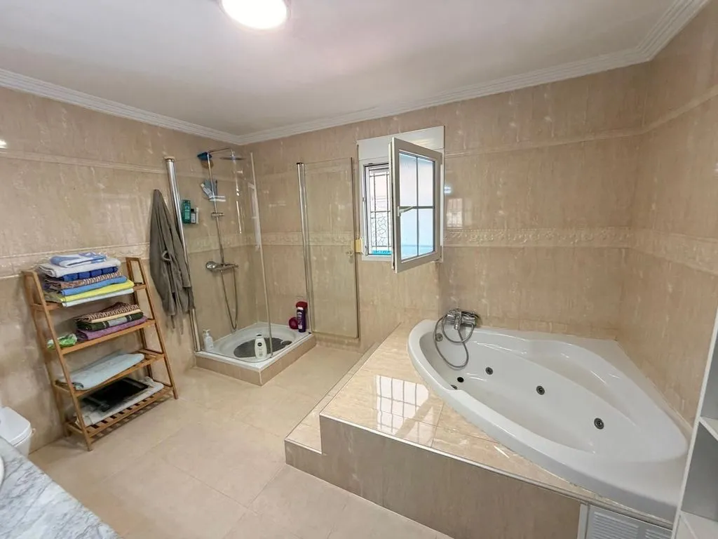 Vannitoad - Luxury Detached House with Pool in Torrevieja
