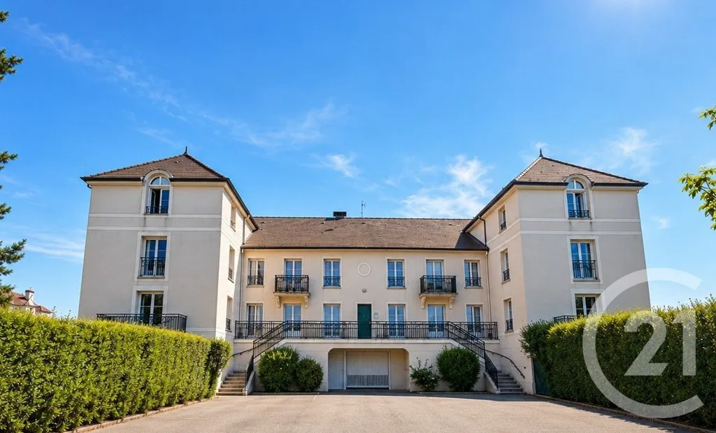 Esterno - Refurbished Apartment with Parking in Champagne-sur-Oise