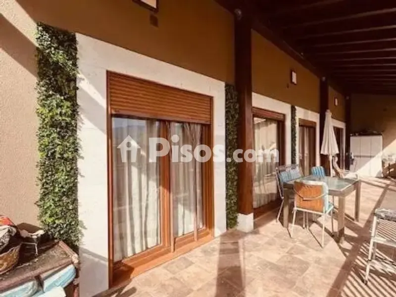 Terrass - Chalet with Terrace in La Plana
