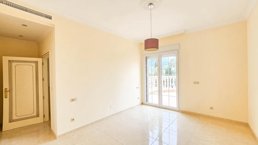 Pièces - Luxury Villa with Pool in Cabo Roig