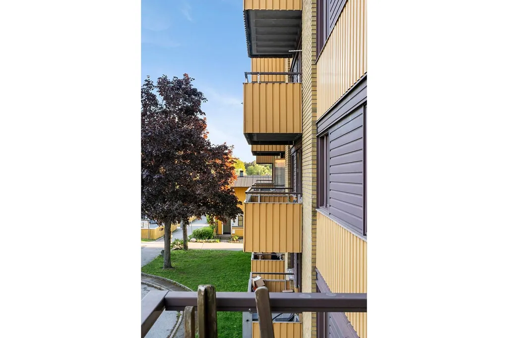 Rõdu - Bright 1-Bedroom Flat with Balcony in Stockholm