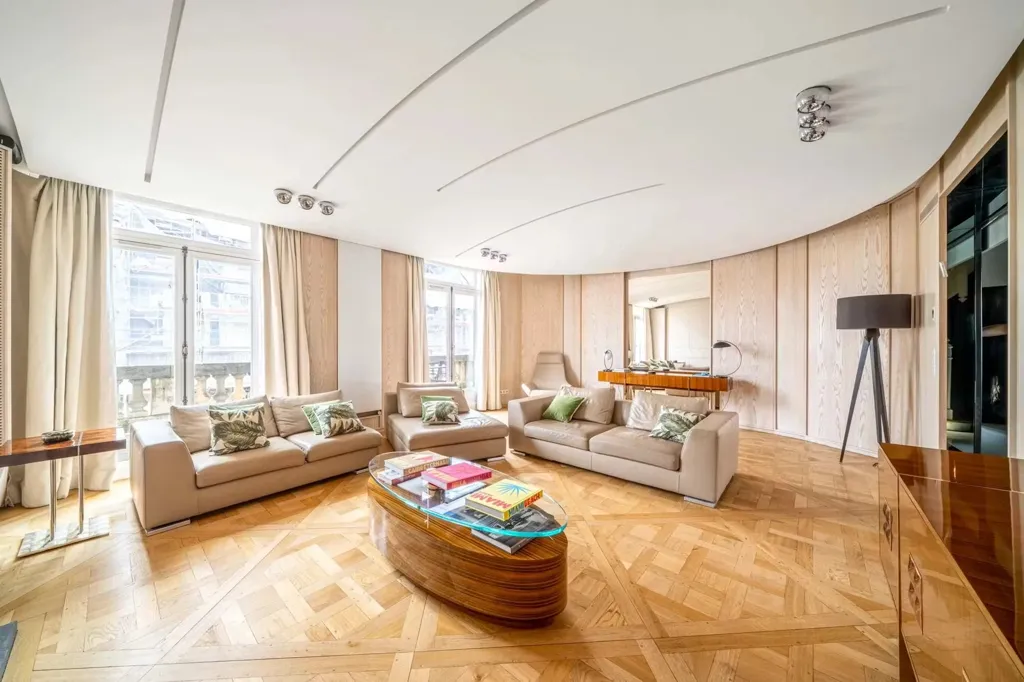 Elutuba - Haussmannian Penthouse with Balcony in Paris 16