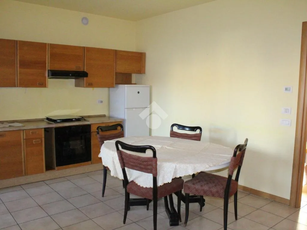 Köök - Bright Two-Bedroom Apartment with Terrace in Bergamo