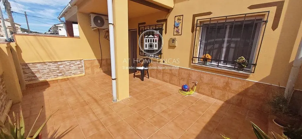 Terrasse - Terraced House with Air Conditioning in Albinyana