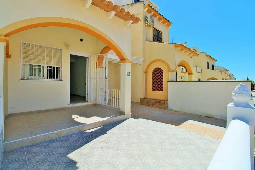 Terrass - Terraced House with Pool in Perla del Mar II