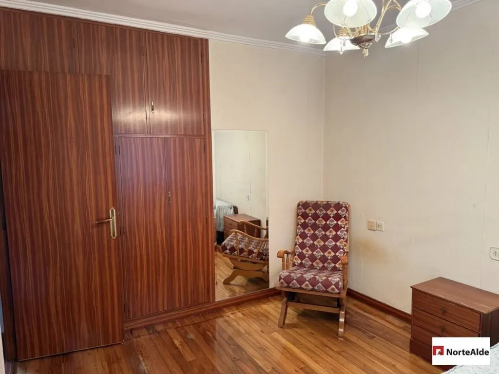 Chambres - Apartment with Balcony and Terrace in Arrontegi Centre