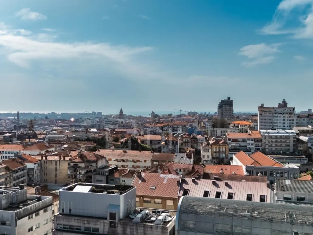 Õhuvaade - Studio with Outdoor Space in Porto City Centre