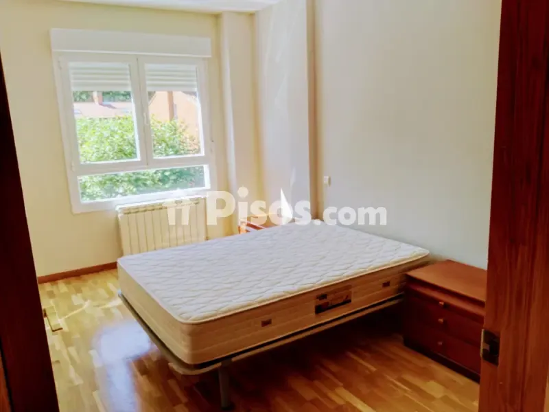 Chambres - Duplex with Balcony and Garage in Calle Lodum