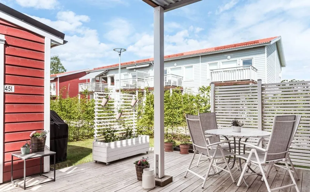 Terrasse - Apartment with Balcony in Borlänge