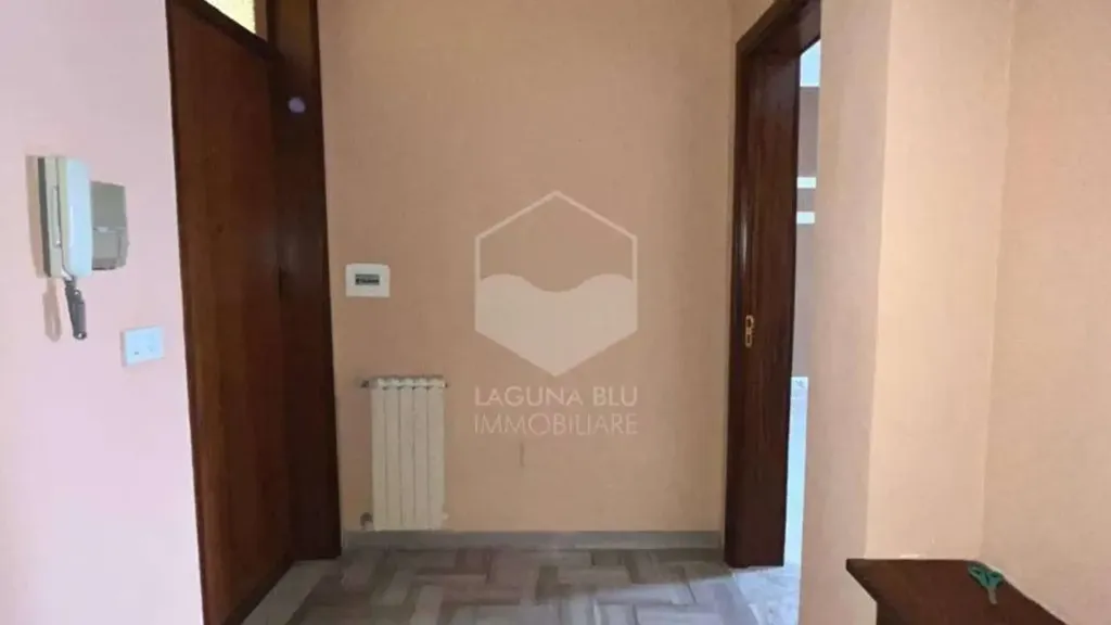 Entrée - Apartment with Balcony near Marsala Centre