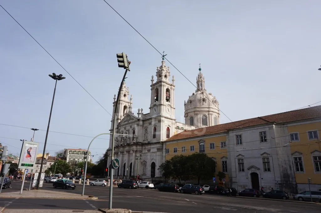 Välivaade - Shop in New Development with Rooftop Pool, Lisbon