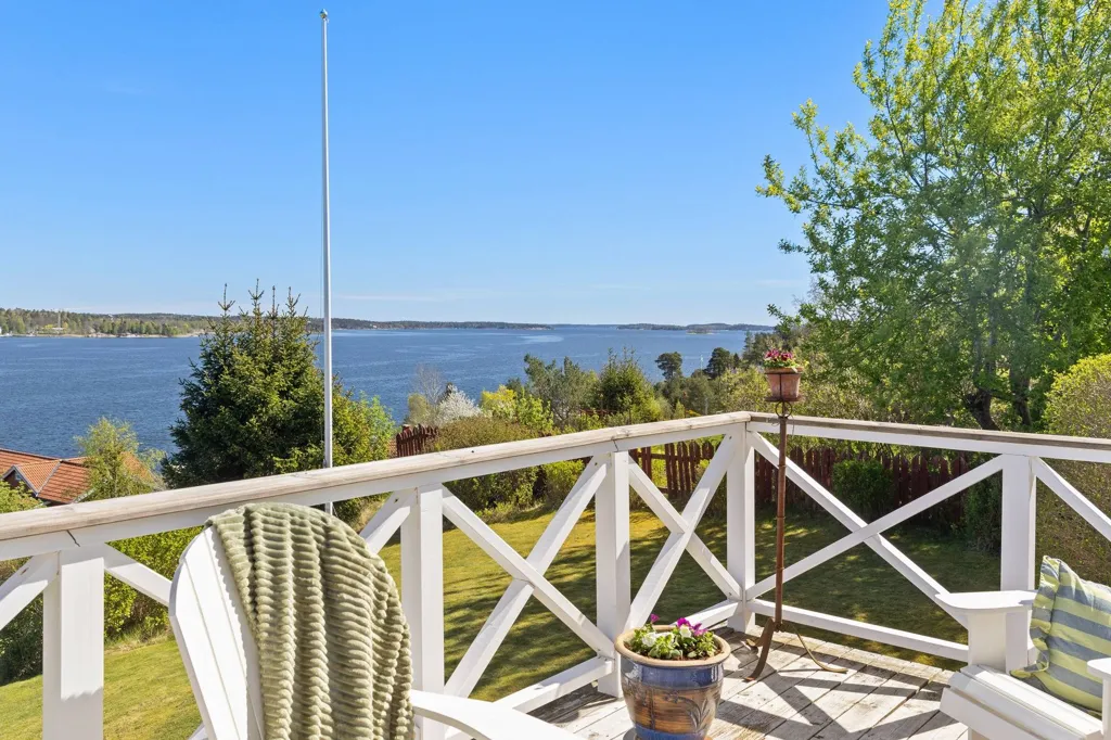 Terrasse - Seafront Villa with Panoramic Views in Österåker