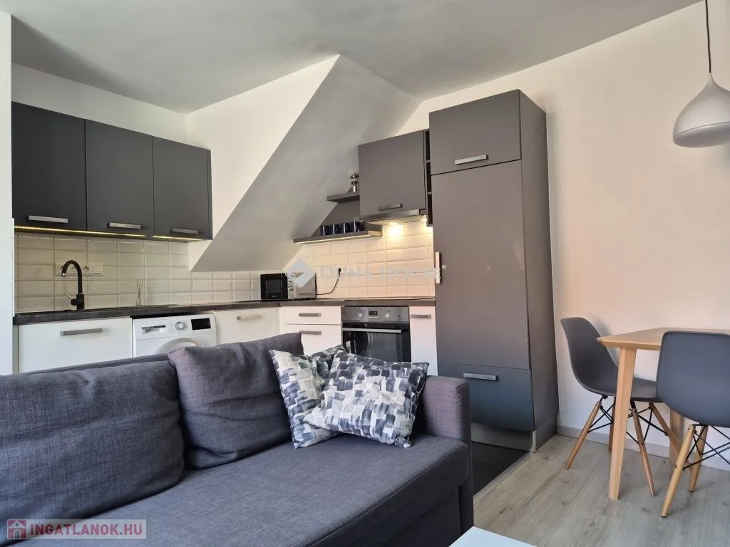 Cuisine - Modern Flat with Balcony in Tettye, Pécs