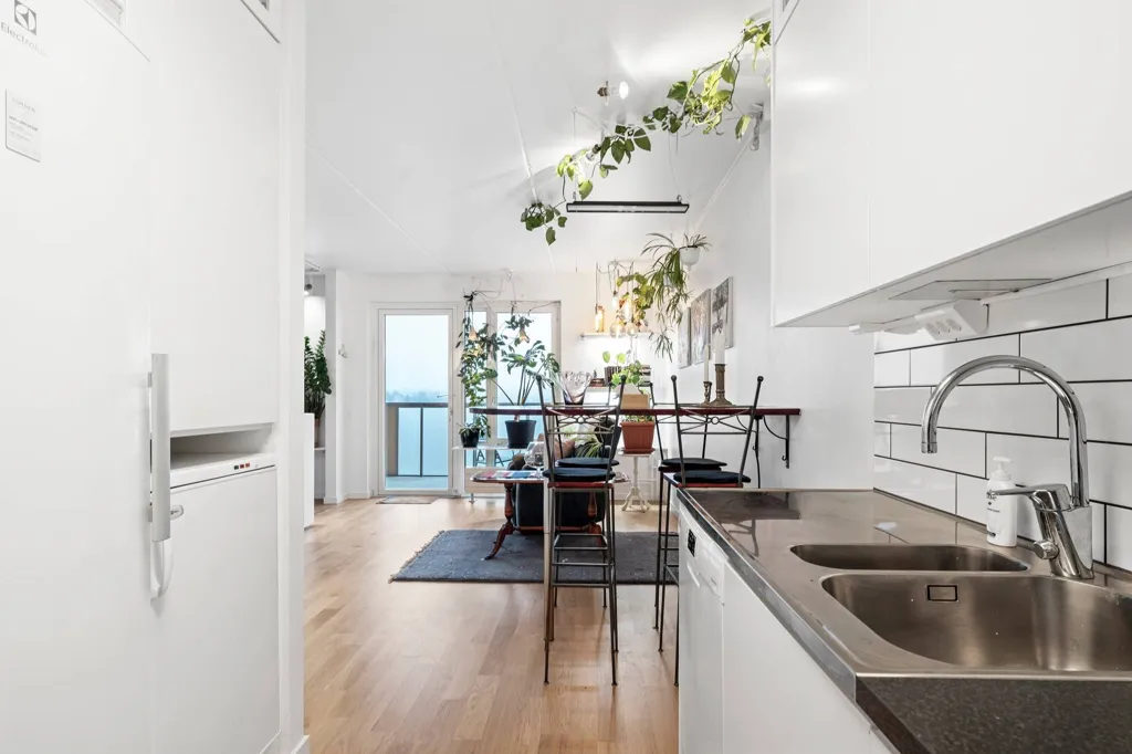 Cuisine - Modern Flat with South-Facing Balcony in Uppsala
