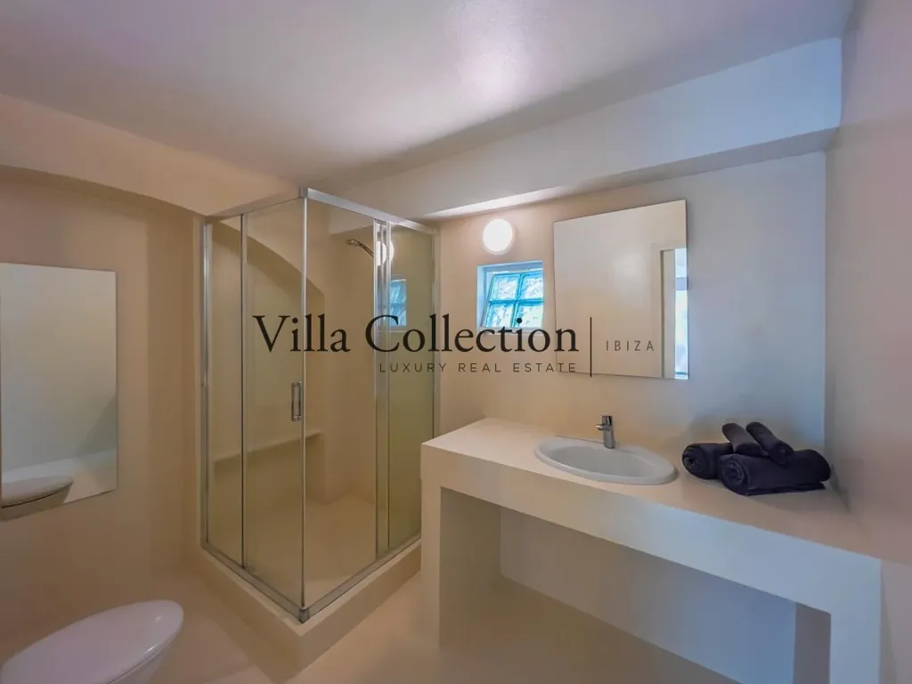 Salles de bain - Luxury Villa with Sea View in Cap Martinet