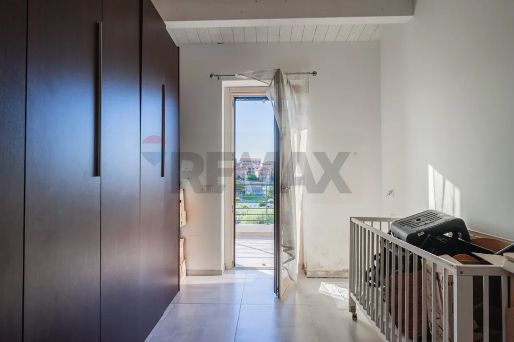 Esik - Villa with Panoramic View near Cupello