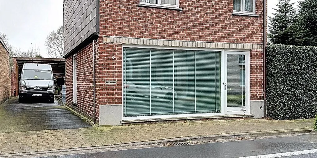 Välivaade - Half-Open House with Terrace in Ichtegem
