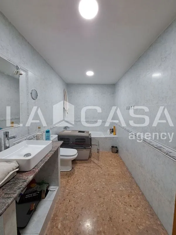 Salles de bain - Chalet with Pool and Terrace in Can Parellada