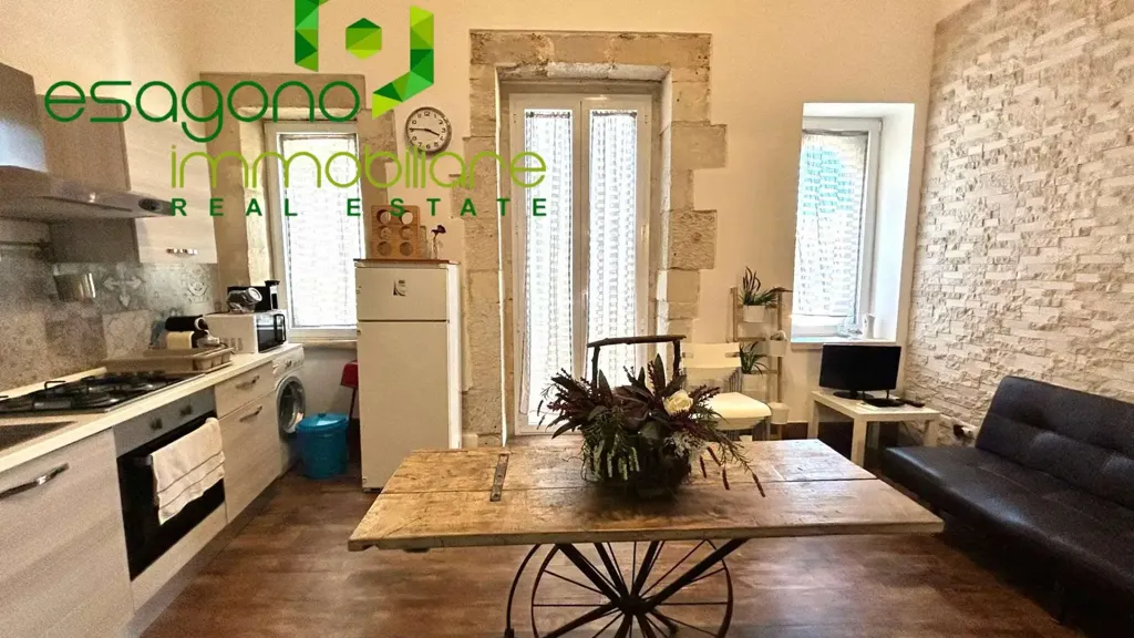Köök - Rustic Trilocale with Balcony in Siracusa