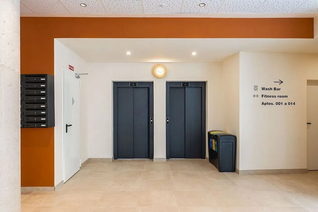 Entrée - Student Studio with Air Conditioning in Poblats Marítims