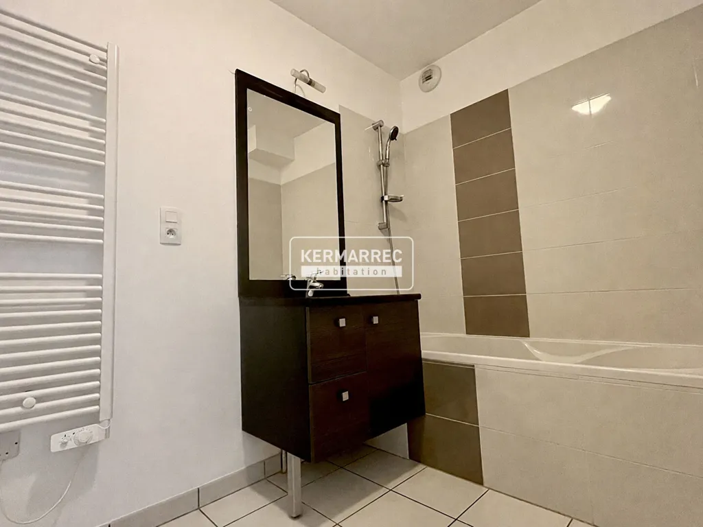 Salles de bain - Appartement T3 avec Balcon à Saint-Herblain