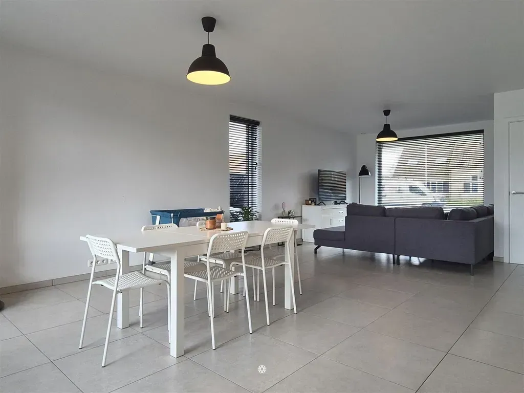 Salle à manger - Nouvelle Construction Moderne avec Terrasse à Lokeren