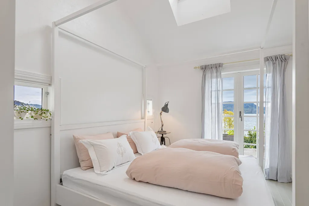 Chambres - Two-Property Retreat with Sea View in Vikedal