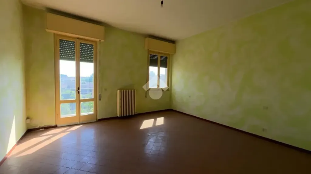 Pièces - Trilocale with Balcony in Verolanuova