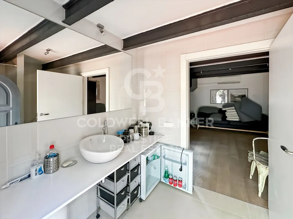 Vannitoad - Flat with Large Terrace in Eixample, Barcelona
