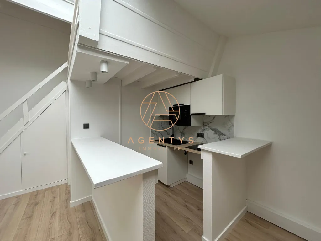 Cucina - Charming Flat with Parking in Popular District